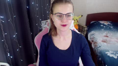 Snapshot of eva_orchid chatting on January 7, 9:40 am Eva online show from January 7, 9:40 am