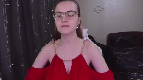 Snapshot of eva_orchid chatting on March 4, 11:08 am Eva online show from March 4, 11:08 am