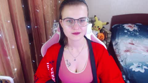 Snapshot of eva_orchid chatting on December 17, 8:21 pm Eva online show from December 17, 8:21 pm