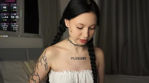 Snapshot of eva_pixie chatting on October 14, 3:47 pm Eva online show from October 14, 3:47 pm