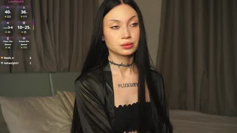 Snapshot of eva_pixie chatting on October 16, 2:20 pm Eva online show from October 16, 2:20 pm