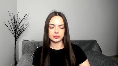 Eva online show from April 26, 5:10 pm