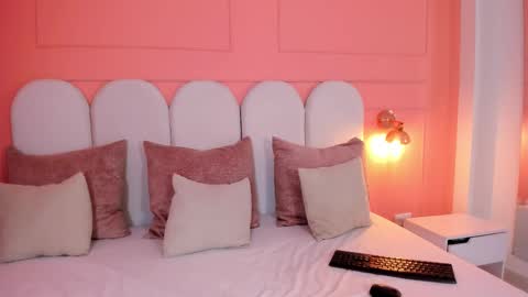 Snapshot of eva_saintt chatting on November 2, 2:15 am eva_saintt online show from November 2, 2:15 am