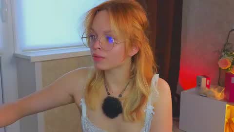 Hi there i am Eva and i wish create a nice community with you so join my Ticket Show for more pleasure online show from June 28, 11:50 am