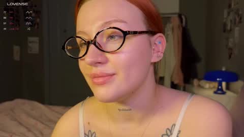 eva_swag online show from December 21, 4:33 pm