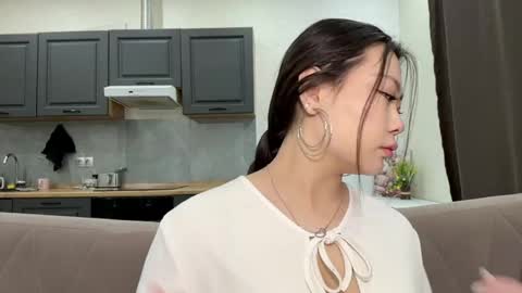 eva_wett online show from April 29, 11:35 am