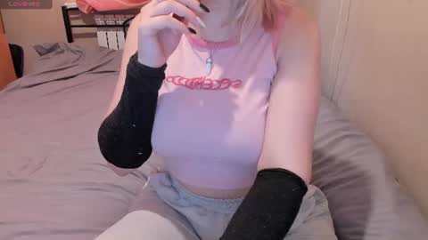 Eva online show from July 3, 12:00 pm