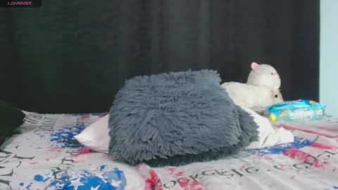 Snapshot of evah_lee chatting on October 7, 3:33 am Evah Lee online show from October 7, 3:33 am