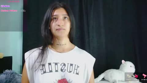 Snapshot of evah_lee chatting on September 14, 1:58 am Evah Lee online show from September 14, 1:58 am