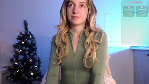 Eva online show from December 10, 1:44 pm