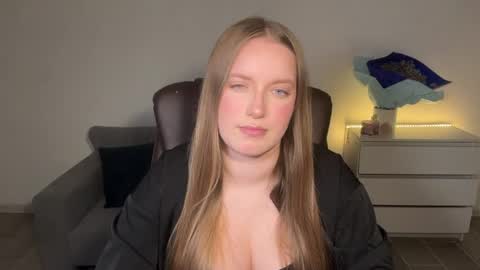 Eva online show from June 25, 9:16 pm