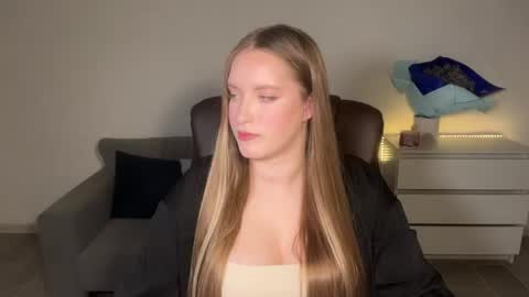 Eva online show from July 4, 9:21 pm