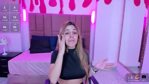 Snapshot of evaloviaa_ chatting on February 13, 1:26 pm Eva online show from February 13, 1:26 pm