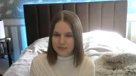 evamoon7 online show from May 7, 1:26 pm