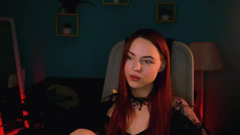 Eva  online show from April 29, 6:02 pm