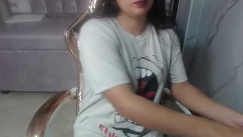 Evamgeline online show from November 28, 1:25 pm