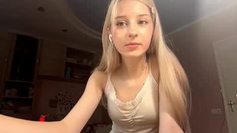 Snapshot of evaqt chatting on October 9, 8:40 am Eva online show from October 9, 8:40 am