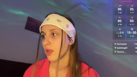 evarenard_ online show from May 3, 9:29 pm