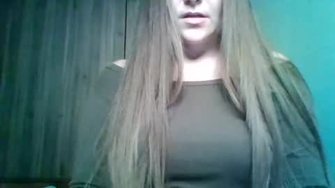evasapples2026 online show from June 12, 1:52 pm