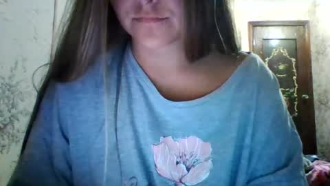evasapples2026 online show from July 28, 8:23 pm