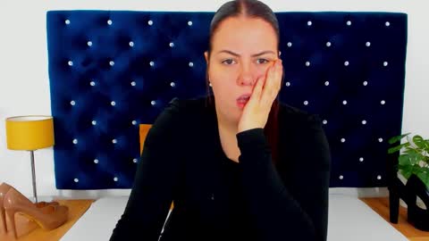 Eva online show from December 18, 7:35 am