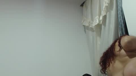 Snapshot of eve_hills chatting on October 12, 9:06 pm eve online show from October 12, 9:06 pm