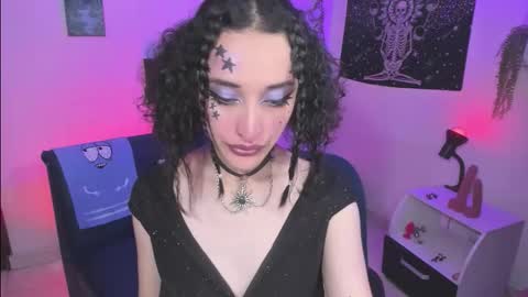 Eve Jane  online show from October 23, 8:15 pm