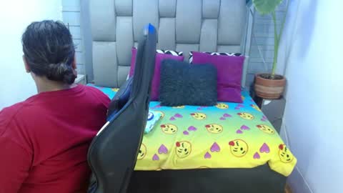 evelin zaens online show from July 21, 3:29 am