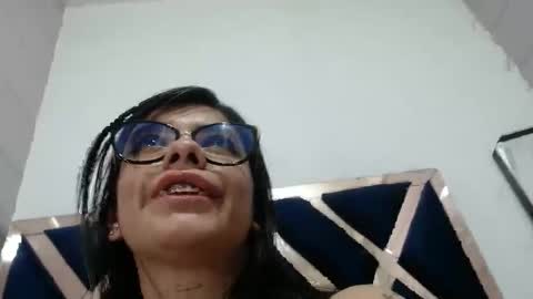 evelingjoyy online show from October 17, 8:23 pm