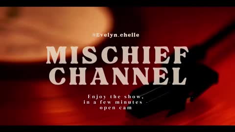 Snapshot of evelyn_chelle chatting on October 6, 11:42 pm Im Eve or Chelle Next Stream 191224 online show from October 6, 11:42 pm