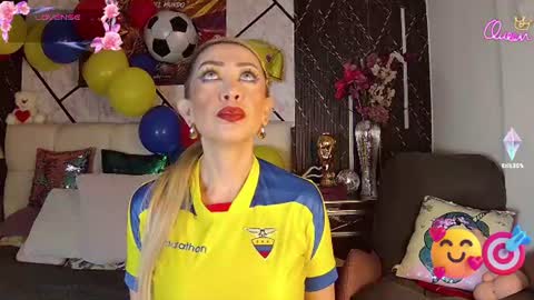 EvelynaGrey online show from June 26, 9:10 am
