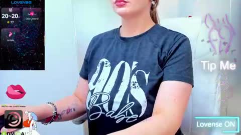 evelyne_rose online show from July 21, 7:53 am