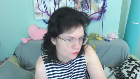 Everly online show from December 14, 2:00 am