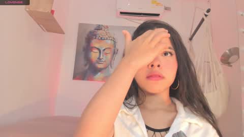 Snapshot of everyh chatting on December 21, 8:10 pm Sophia online show from December 21, 8:10 pm