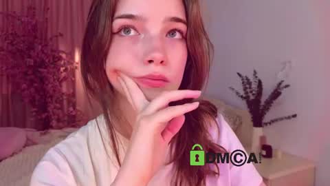 evi_brook online show from August 4, 11:05 am