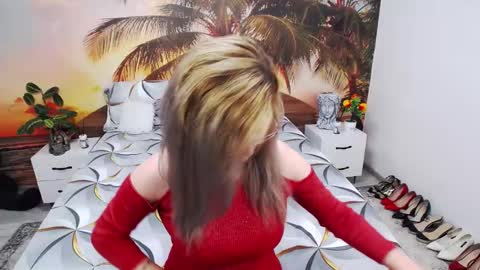 Evia online show from February 5, 10:12 pm