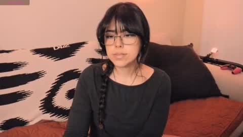 Snapshot of evie_luna chatting on January 8, 1:11 am Evie Luna online show from January 8, 1:11 am