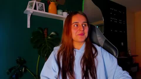 EVY online show from June 19, 1:21 am