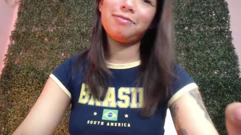 Im Evy online show from March 2, 4:46 pm