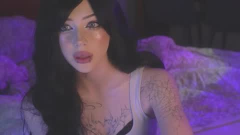 Alyson online show from November 30, 10:47 pm