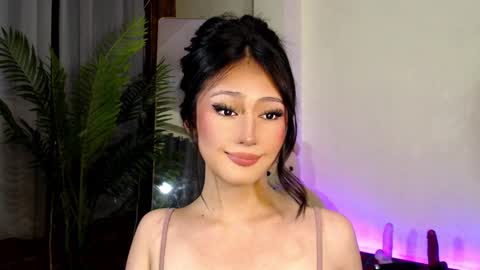 Snapshot of expensive_candyx chatting on December 17, 12:54 pm Candy online show from December 17, 12:54 pm