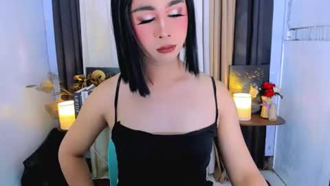 expensive_elise online show from July 14, 10:21 am