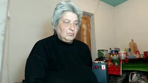 Snapshot of exquisitemature chatting on March 3, 6:53 am ExquisiteMature online show from March 3, 6:53 am