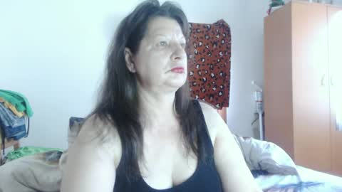 ExtasyMature online show from June 26, 8:15 am