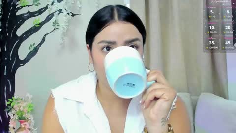      online show from November 12, 8:18 pm