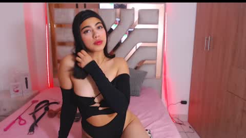 eylin_sofia online show from February 6, 4:21 am