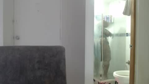 eyshaexotii online show from February 11, 9:38 pm