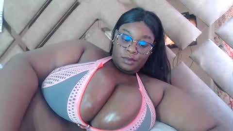 eyshaexotii online show from July 25, 4:14 pm
