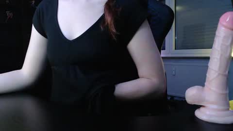 Lisa online show from October 8, 7:51 pm