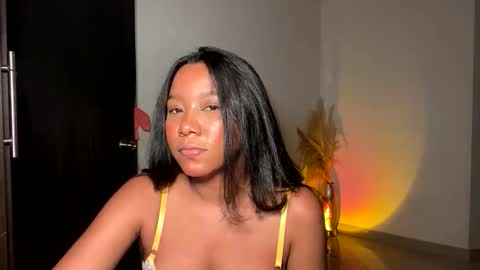 Thianna online show from December 22, 5:10 am